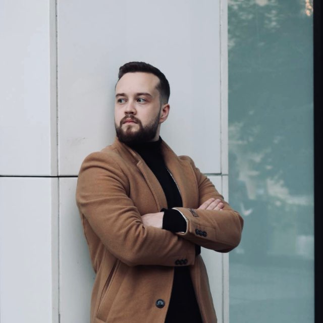 Фотография Бахметов Артём Владимирович